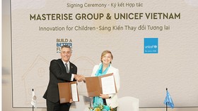 Masterise Group và UNICEF Việt Nam trong lễ ký kết hợp tác chiến lược giai đoạn 2022-2024, phát triển dự án Innovation for Children. Ảnh: Masterise Group