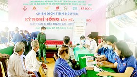 Đoàn công tác tổ chức khám bệnh, phát thuốc miễn phí cho bà con xã đảo Thạnh An, Cần Giờ, TPHCM