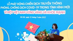 Thứ trưởng Bộ Y tế Nguyễn Thị Liên Hương phát biểu tại buổi lễ