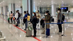 Sân bay Nội Bài đón chuyến bay quốc tế đầu tiên đến Việt Nam
