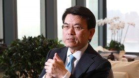 Người đứng đầu Thương mại và Phát triển Kinh tế Hồng Kông, Edward Yau. Ảnh: May Tse