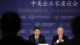 Chủ tịch TQ Tập Cận Bình và ông Joe Biden trong một sự kiện năm 2012. Ảnh: Reuters