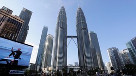 Kuala Lumpur như 'thành phố ma' trong ngày đầu phong tỏa