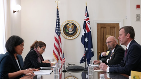  Đại diện Thương mại Mỹ Katherine Tai đã gặp người đồng cấp Úc Dan Tehan tại Washington hôm 21-7. Ảnh: Twitter