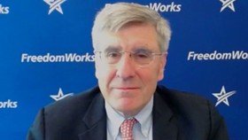 Stephen Moore giải thích về tác động vĩnh viễn của đại dịch đối với nền kinh tế văn phòng trên một chương trình của FOX Business. Nguồn: FOX Business.