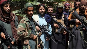 Các chiến binh Taliban ở Kabul, Afhanistan, ngày 18/8. Ảnh: APNews.
