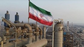Pháp đề xuất sử dụng dầu từ Iran và Venezuela để thay thế nguồn cung từ Nga.