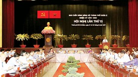 Bí thư Thành ủy TPHCM Nguyễn Thiện Nhân phát biểu tại phiên bế mạc hội nghị Thành ủy