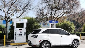 Hyundai ra mắt xe dùng pin nhiên liệu hydro thế hệ thứ 2