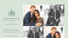 Bộ tem đặc biệt chào mừng đám cưới Hoàng gia Anh 