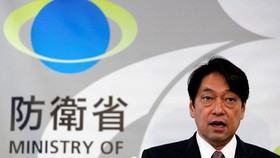 Bộ trưởng Quốc phòng Nhật Bản Itsunori Onodera – Ảnh: REUTERS