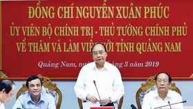 Thủ tướng Nguyễn Xuân Phúc làm việc với cán bộ chủ chốt tỉnh Quảng Nam   Ảnh: TTXVN