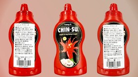 Những chai tương ớt Chinsu của Công ty Masan Việt Nam tại thị trường Nhật Bản.Ảnh: www.city.osaka.lg.jp