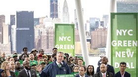 New York cấm xây nhà chọc trời “bọc” kính