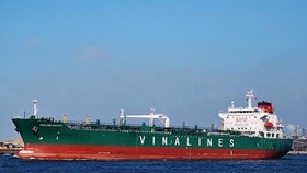 Một tàu chở hàng của Vinalines