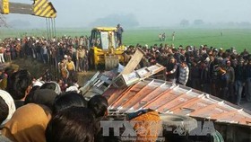 Pakistan, Ấn Độ: Tai nạn giao thông thảm khốc, nhiều người chết