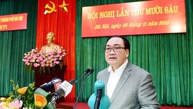 Bí thư Thành ủy Hà Nội Hoàng Trung Hải phát biểu bế mạc Hội nghị lần thứ 16 Ban Chấp hành Đảng bộ TP Hà Nội ngày 28-11. Ảnh: ANTĐ