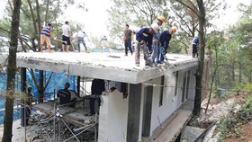Một số công trình vi phạm tại xã Minh Phú đã bị cưỡng chế