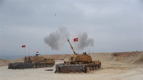 Pháp ngừng bán vũ khí cho Thổ Nhĩ Kỳ