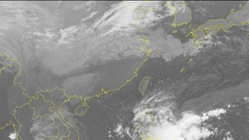 Xuất hiện áp thấp nhiệt đới mới gần biển Đông