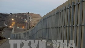 Tổng thống Mỹ muốn đề xuất 2 tỷ USD xây tường biên giới