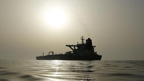 Tàu chở dầu đầu tiên của Iran tới Venezuela