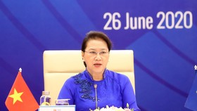 Chủ tịch Quốc hội Nguyễn Thị Kim Ngân, Chủ tịch AIPA lần thứ 41 phát biểu tại cuộc Đối thoại giữa các Nhà lãnh đạo ASEAN và AIPA dưới hình thức trực tuyến, trong khuôn khổ Hội nghị Cấp cao ASEAN 36, tại Hà Nội. Ảnh: TTXVN