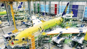 Nhà máy sản xuất máy bay Airbus tại Pháp