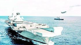 Tàu sân bay HMS Queen Elizabeth của Anh dự kiến sẽ tham gia hoạt động ngoại giao hải quân với một số nước và tiến hành tập trận ở Biển Đông