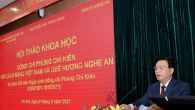 Đồng chí Nguyễn Xuân Thắng phát biểu tại hội thảo. Ảnh: Tạp chí Tuyên Giáo