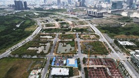 Vụ đấu giá đất khu đô thị mới Thủ Thiêm: Gia hạn nộp tiền là vi phạm hợp đồng mua bán tài sản đấu giá
