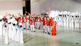 Đoàn thể thao Việt Nam diễu hành tại Lễ khai mạc SEA Games 31. Ảnh: DŨNG PHƯƠNG