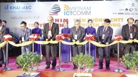 Đại diện TECO - ông Stanley Chang tham dự lễ khai mạc ICTCOMM 2022