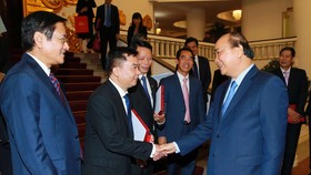 Thủ tướng Nguyễn Xuân Phúc với các Đại sứ, Trưởng cơ quan đại diện Việt Nam ở nước ngoài. Ảnh: TTXVN