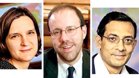 Các chủ nhân của giải Nobel Kinh tế 2019 (từ trái qua): Esther Duflo, Michael Kremer và Abhijit Banerjee