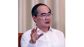 Bí thư Thành ủy TPHCM Nguyễn Thiện Nhân. Ảnh: VIẾT CHUNG