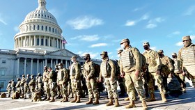 Vệ binh quốc gia tăng cường bảo vệ trụ sở Quốc hội Mỹ