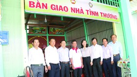 Công ty TNHH MTV Xổ số kiến thiết tỉnh Đồng Tháp trao nhà tình thương tại huyện Thanh Bình, tỉnh Đồng Tháp