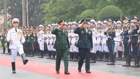 Hợp tác quốc phòng Việt Nam - Trung Quốc không ngừng được mở rộng