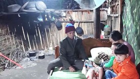 Một gia đình lâm vào cảnh ngặt nghèo