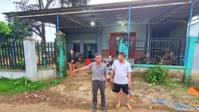 Nguy cơ mất đất vì giao sổ đỏ cho cán bộ xã
