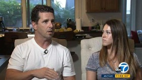  Vợ chồng Brian và Brittany Schear lên truyền hình ABC kể lại vụ Delta Air Lines đuổi khách vì không chịu bỏ ghế 