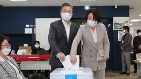 Hàn Quốc bỏ phiếu sớm bầu Quốc hội khóa mới