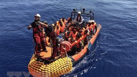 Hàng chục người di cư mất tích ở Địa Trung Hải