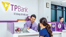 Một số NH đã sốt sắng thông báo kết quả kinh doanh với lợi nhuận nửa đầu năm với kết quả tăng trưởng vượt bậc.
