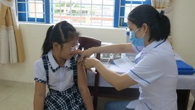 Tính toán kế hoạch tiêm vaccine cho học sinh