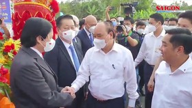 Chủ tịch nước dự lễ thông xe kỹ thuật Cao tốc Trung Lương - Mỹ Thuận