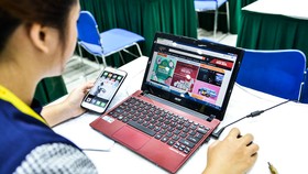 Bán lẻ trực tuyến tuy bùng nổ trong thời điểm dịch, nhưng sẽ khó bền vững bởi gian lận thương mại ngày càng nhiều.
