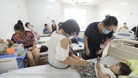 Báo động đỏ dịch sốt xuất huyết tại TPHCM