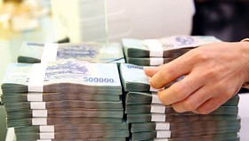 Vẫn điều hành bằng room tín dụng